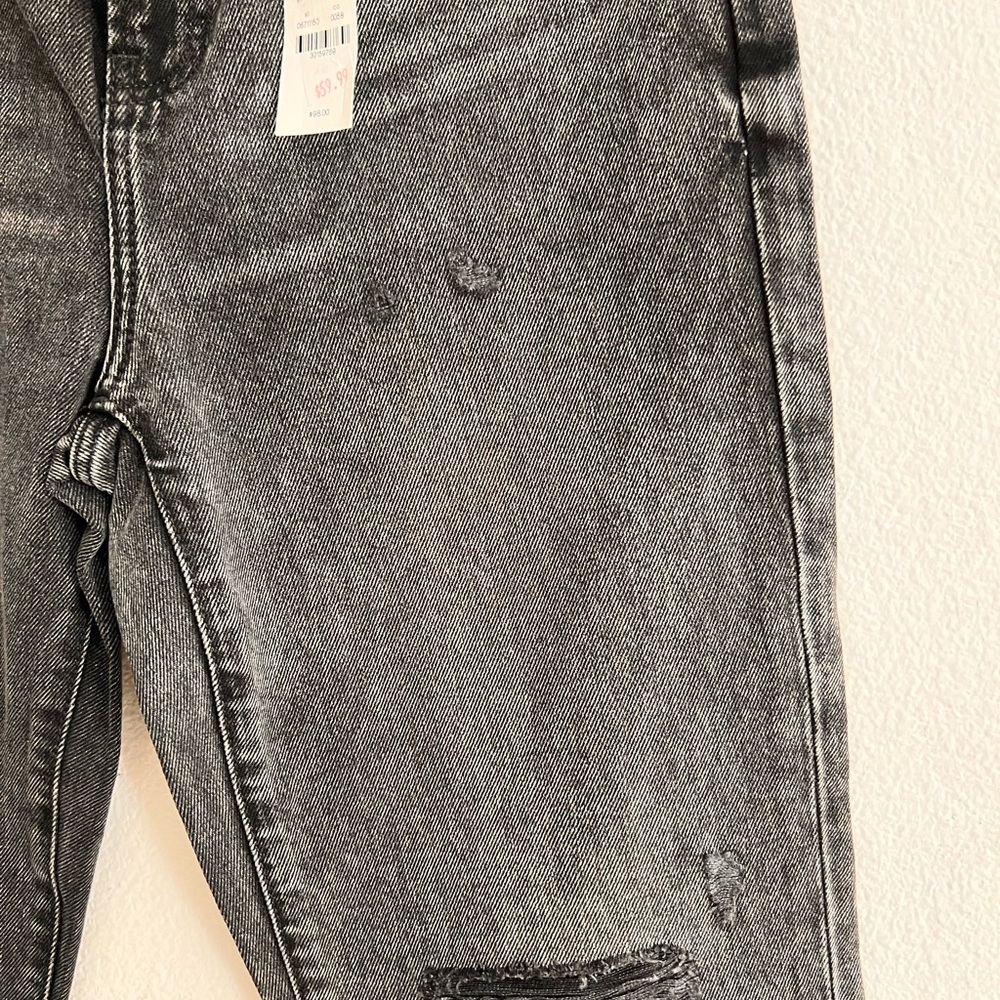 Express women’s Distressed high rise straight ankle Black Jeans. Size 4 - Picture 6 of 12